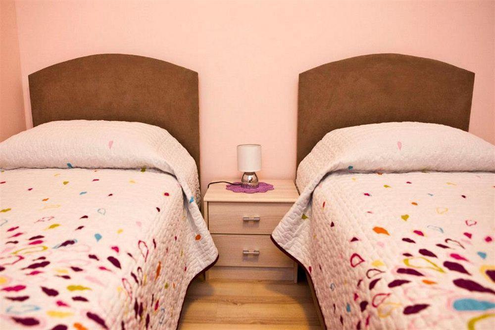 Split Apartments Peric Экстерьер фото