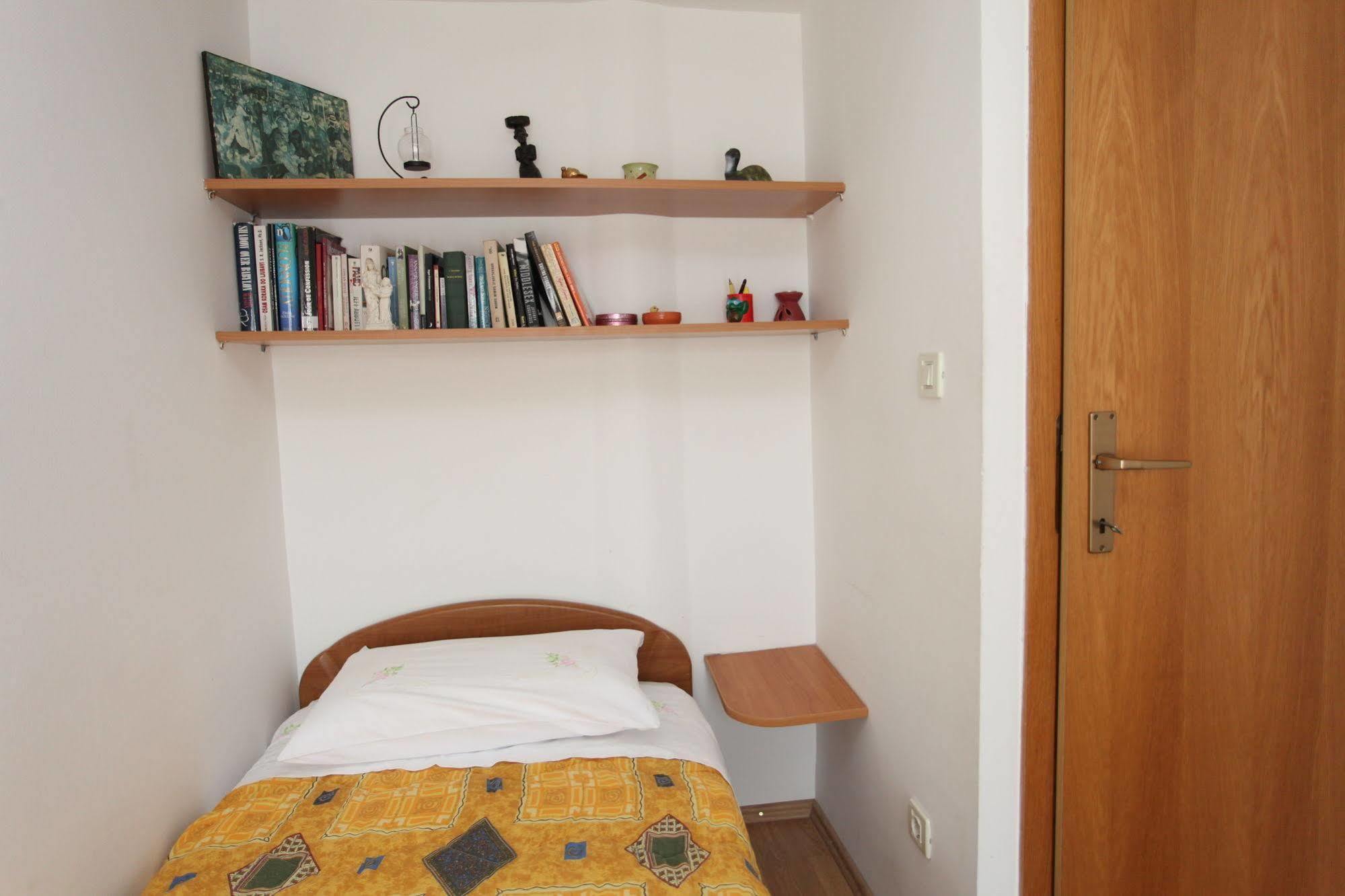 Split Apartments Peric Экстерьер фото